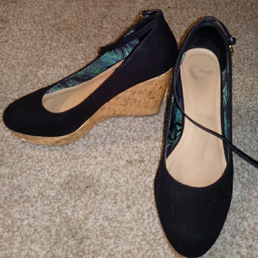 Black Report wedge heels with ankle strap